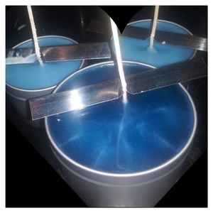 Love spell scented 100% soy wax royal blue